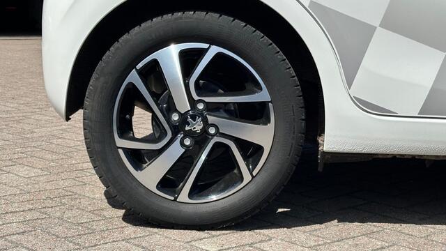 Peugeot 108 1.0 E-VTI ALLURE TOP FULL OPTIONS