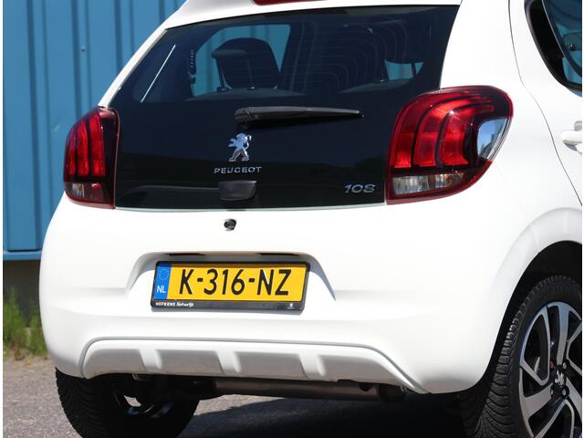 Peugeot 108 1.0 e-VTi Allure | AppleCarplay/AndroidAuto | Airco | Bluetooth | LED | Start/Stop Systeem | Buitenspiegels elektrisch verstel -en verwarmbaar | 15"LMV |