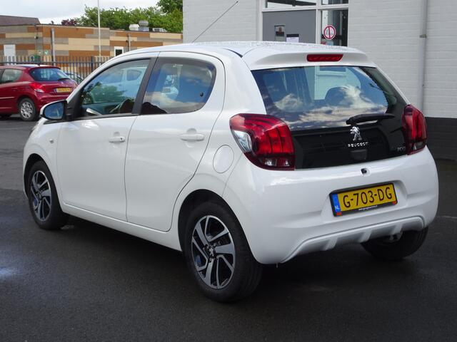 Peugeot 108 1.0 e-VTi Allure Carplay, airco, licht metalen velgen, telefoon voorbereiding, enz.
