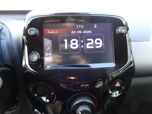 Peugeot 108 1.0 e-VTi Allure Carplay, airco, licht metalen velgen, telefoon voorbereiding, enz.