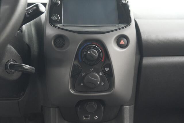 Peugeot 108 1.0 e-VTi Active | Apple Carplay | Bluetooth | Elektrische ramen | 5 Deurs