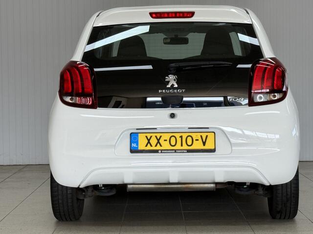 Peugeot 108 1.0 e-VTi Active /5-Drs! /LED Dagrijverl. /Airco /Elek. ramen voor /C.V. afstand /Bluetooth /AUX & USB /Isofix /Mistlampen.