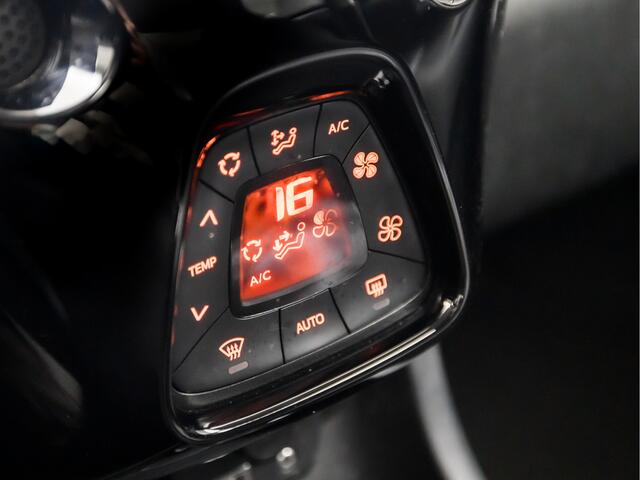 Peugeot 108 1.0 e-VTi Allure (APPLE CARPLAY, NAP, NAVIGATIE, CAMERA, CLIMATE, SPORTSTOELEN, LM VELGEN, GETINT GLAS, CRUISE, DAB+, NIEUWSTAAT)