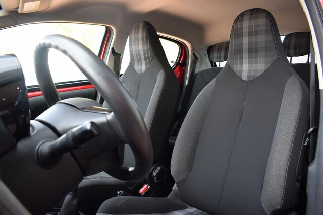 Peugeot 108 1.0 e-VTi Active | 5 Deuren | Airco | Bluetooth | Elektrische Ramen