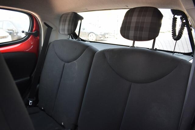 Peugeot 108 1.0 e-VTi Active | 5 Deuren | Airco | Bluetooth | Elektrische Ramen