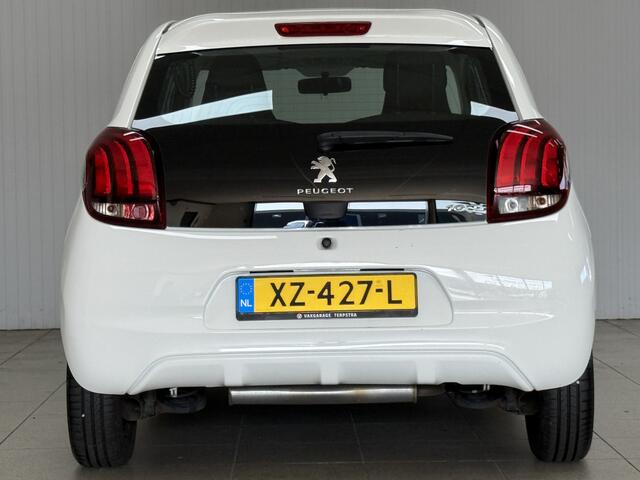 Peugeot 108 1.0 e-VTi Active /5-Drs! /LED Dagrijverl. /Airco /Elek. ramen voor /C.V. afstand /Bluetooth /AUX & USB /Isofix /Mistlampen.
