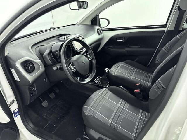 Peugeot 108 1.0 68 pk Allure | Navigatie | Airco | Bluetooth | LED | Buitenspiegels elektrisch verstel -en verwarmbaar | 15"LMV | Goed Onderhouden! |