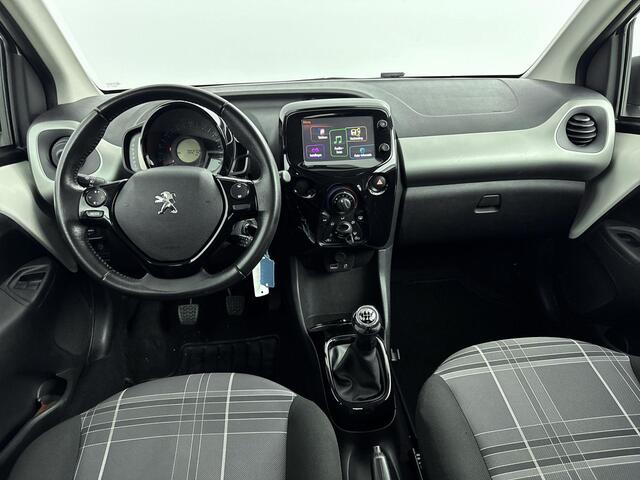 Peugeot 108 1.0 68 pk Allure | Navigatie | Airco | Bluetooth | LED | Buitenspiegels elektrisch verstel -en verwarmbaar | 15"LMV | Goed Onderhouden! |