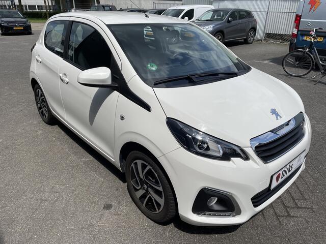 Peugeot 108 72pk Allure (Camera - Automatische Airco - Keyless Entry - Navigatie via APP - Lichtmetalen velgen incl 4s)