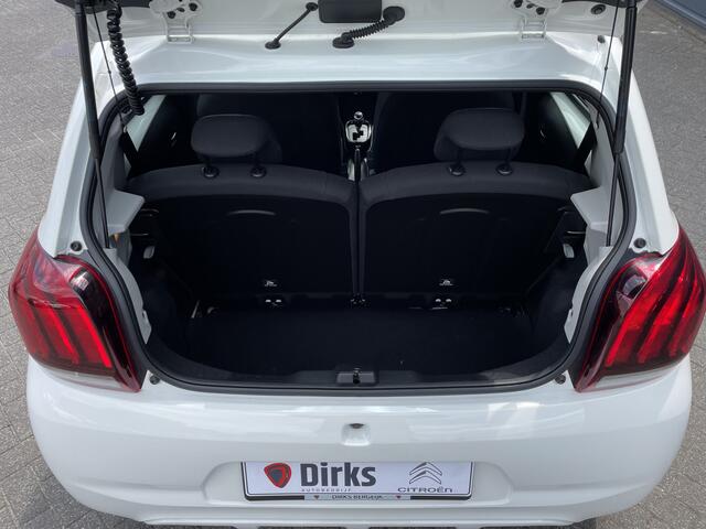 Peugeot 108 72pk Allure (Camera - Automatische Airco - Keyless Entry - Navigatie via APP - Lichtmetalen velgen incl 4s)