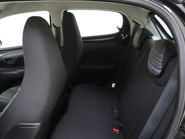 Peugeot 108 1.0 e-VTi 70PK Blue Lion | Airconditioning | Cruise Control | Bestuurdersstoel in Hoogte Verstelbaar | Centrale Deurvergrendeling met Afstandsbediening | Achterbank in Delen Neerklapbaar |