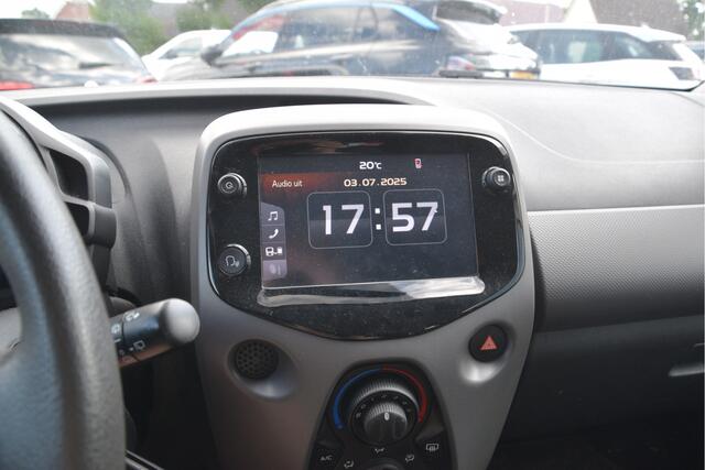 Peugeot 108 1.0 e-VTi Active Airco | Touchscreen | Camera | Bluetooth | LED | Mistlampen