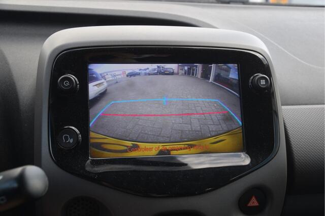 Peugeot 108 1.0 e-VTi Active Airco | Touchscreen | Camera | Bluetooth | LED | Mistlampen