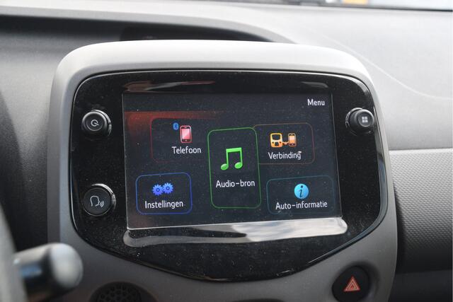 Peugeot 108 1.0 e-VTi Active Airco | Touchscreen | Camera | Bluetooth | LED | Mistlampen