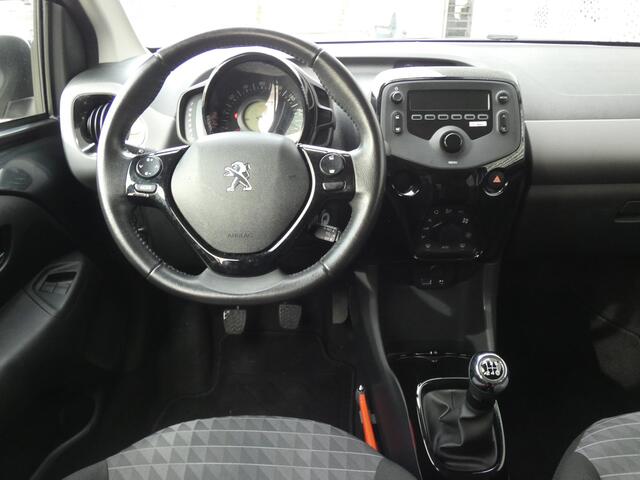 Peugeot 108 1.0 e-VTi Allure | Climate Control | Lichtmetalen velgen | Elektrische Ramen