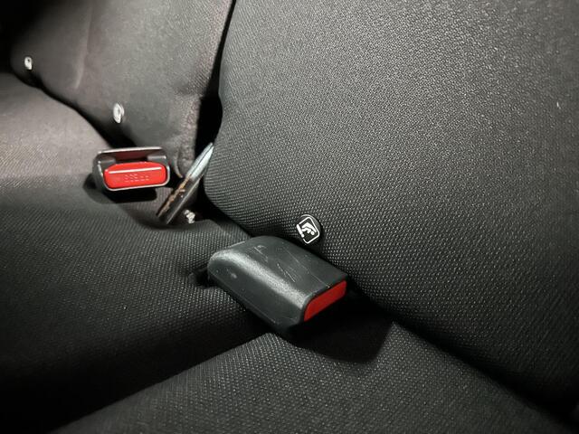 Peugeot 108 1.0 e-VTi Allure | AppleCarplay/AndroidAuto | Climate Control | Camera | Keyless | Bluetooth | LED | Start/Stop Systeem | Privacy Glass | Isofix | 15"LMV |