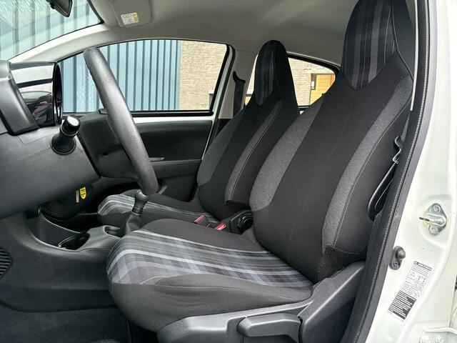 Peugeot 108 1.0 e-VTi Active | Camera | Navi | Airco | Bluetooth | Prijs Rijklaar!!