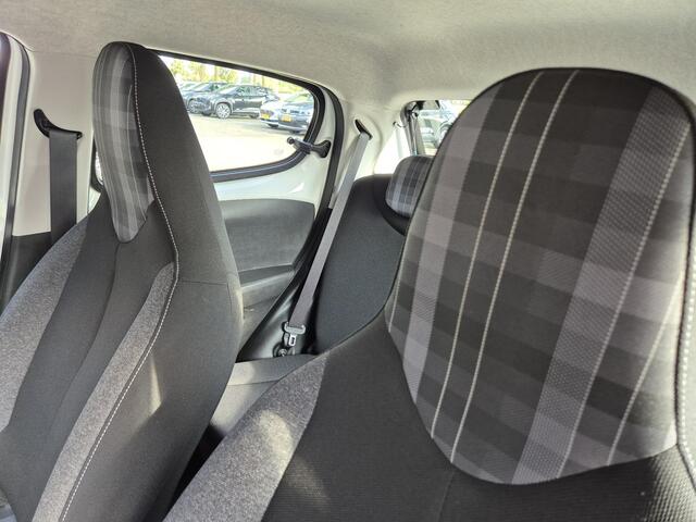 Peugeot 108 1.0 e-VTi Allure 5 drs/airco/camera/cruisec./carplay