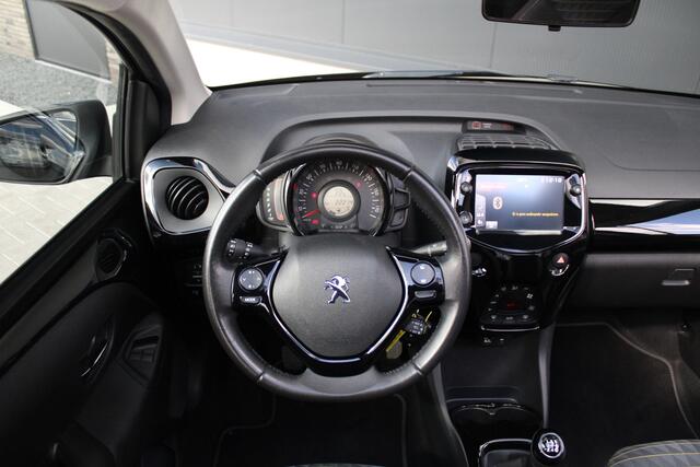 Peugeot 108 1.0 e-VTi Collection TOP! - Schuifdak - Carplay - Stoelverwarming - Climate - LM velgen - Rijklaar