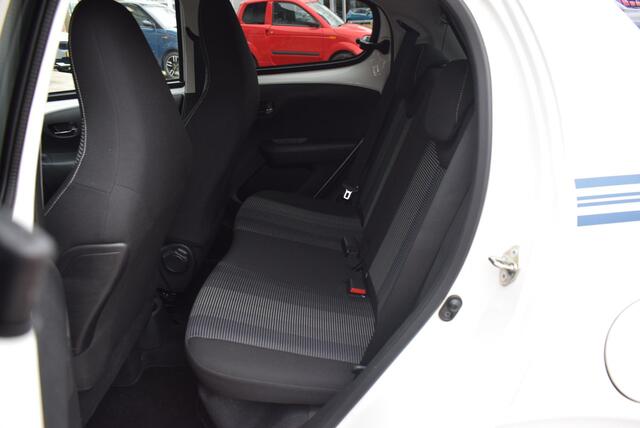 Peugeot 108 1.2 Puretech Gt-Line TOP! Navi Camera Airco Km 15.000!!