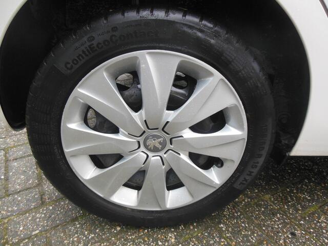 Peugeot 108 1.0 e-VTi Style Staat in De Krim