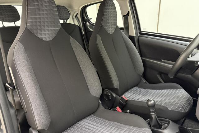 Peugeot 108 1.0 e-VTi Active 72 PK | Handgeschakeld | 5-Deurs | Elektrische ramen | Radio | Bluetooth | AUX | USB | Stuurwielbediening | Airco | 1e eigenaar