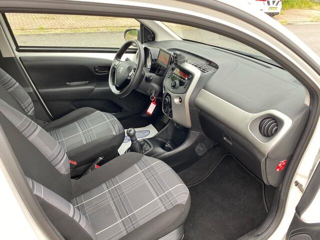 Peugeot 108 1.0 e-VTi Active Airco Navi.