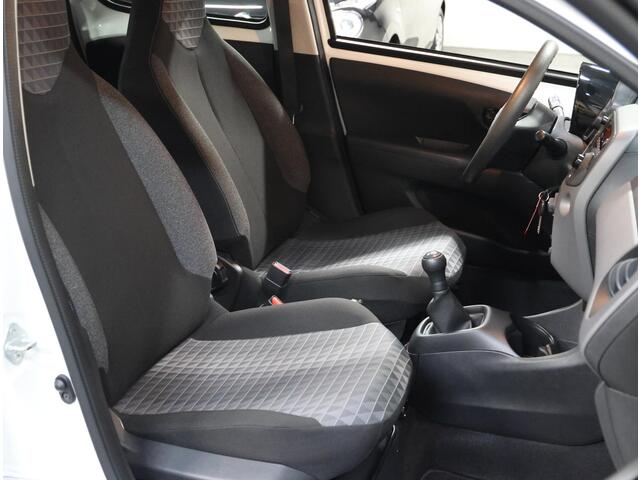 Peugeot 108 1.0 e-VTi Active | 1ste eigenaar | Airco | Bluetooth | LED | Start/Stop Systeem | Buitenspiegels elektrisch verstel -en verwarmbaar | Isofix |