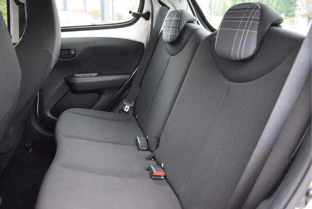 Peugeot 108 1.0 e-VTi Active | NL-Auto | 5-deurs | Airco