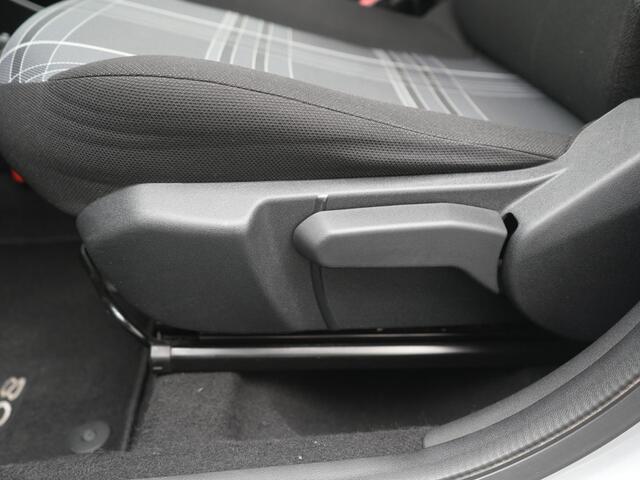 Peugeot 108 1.0 e-VTi Active - RIJKLAARPRIJS - All seasonbanden - Achteruitrijcamera - DAB - Lichtmetalen velgen