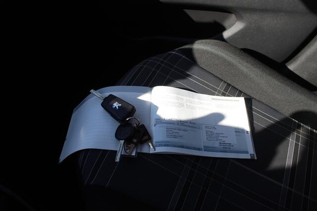 Peugeot 108 1.0 e-VTi Airco/Trekhaak/Elektrische ramen/Centrale deurvergrendeling afstandbed.