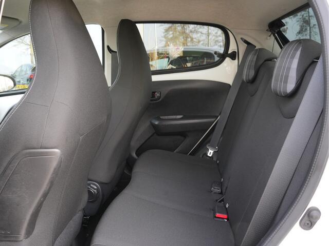 Peugeot 108 1.0 e-VTi Active | Airco | Camera | Apple CarPlay / Android Auto | Bluetooth | DAB