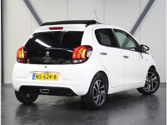 Peugeot 108 1.2 82PK TOP! Roland Garros | Vouwdak/Cabrio | Climate Control | Camera | Bluetooth | LED | Start/Stop Systeem | Buitenspiegels elektrisch verstel -en verwarmbaar | 15"LMV | Navigatie | Isofix | Privacy Glass |