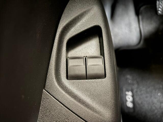 Peugeot 108 1.0 e-VTi Style. Airco. Lage KM!