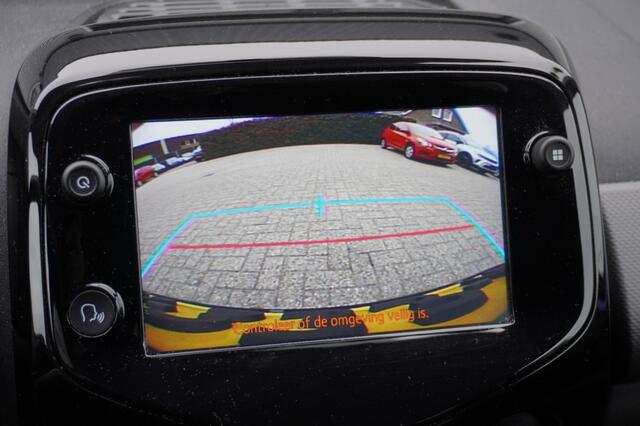 Peugeot 108 1.0 e-VTi Allure / Automaat / Camera / Climate Control / CarPlay / Android Auto