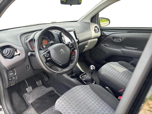 Peugeot 108 5-deurs Allure 1.0 e-VTi 72pk | CLIMA | LM-VELGEN | CAMERA | APPLE CARPLAY / ANDROID AUTO | ISOFIX |