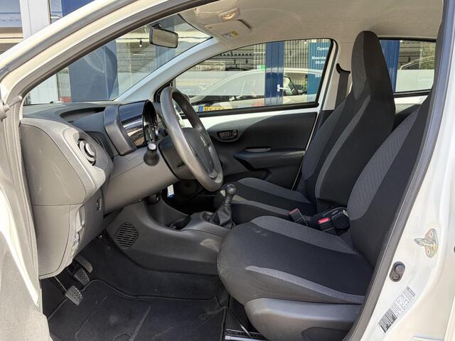 Peugeot 108 1.0 e-VTi Access / NL-Auto / 65.000 KM / APK tot januari / ENZ.