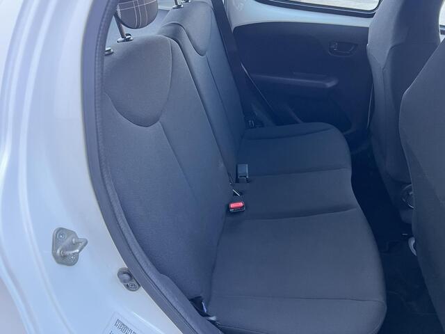 Peugeot 108 1.0 e-VTi Blue Lion airco bluetooth led verl.