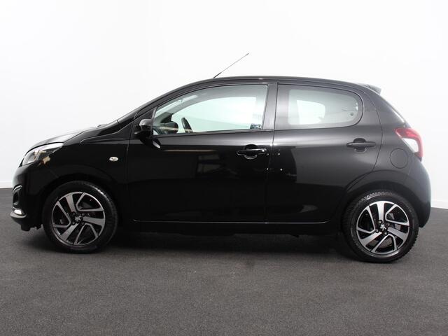 Peugeot 108 1.0 e-VTi Blue Lease Executive Navigatie Apple Carplay/Android Auto Climate Control Camera Lichtmetalen Velgen Lederen stuurwiel