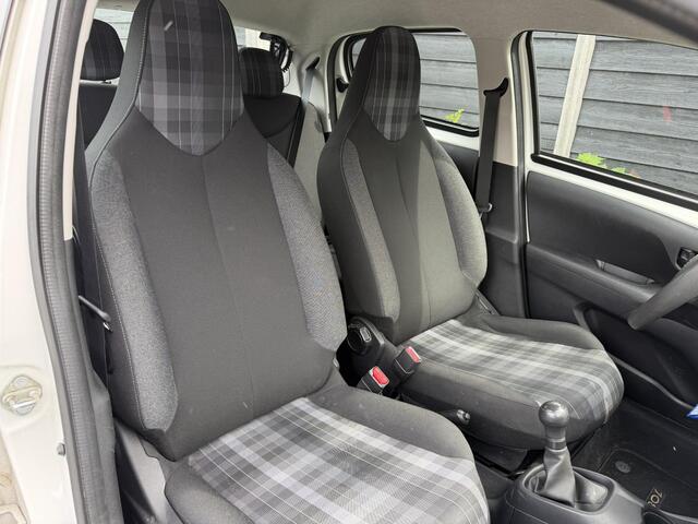 Peugeot 108 Active 1.0 e-VTi Airco, Bluetooth, Elektrische Ramen, Led Dagrijverlichting, Centrale Deurvergrendeling