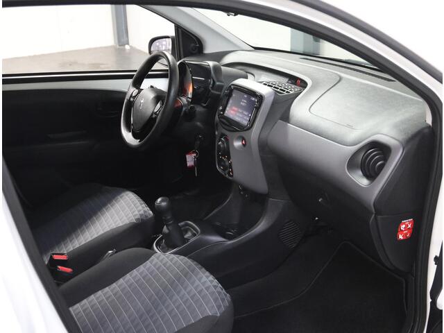 Peugeot 108 1.0 e-VTi Active | 1ste eigenaar | AppleCarplay/AndroidAuto | Airco | Camera | Bluetooth | LED | Start/Stop Systeem | DAB Radio | Isofix |