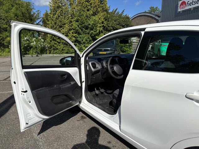 Peugeot 108 1.0 e-VTi Active incl. Airco en Premium Pakket