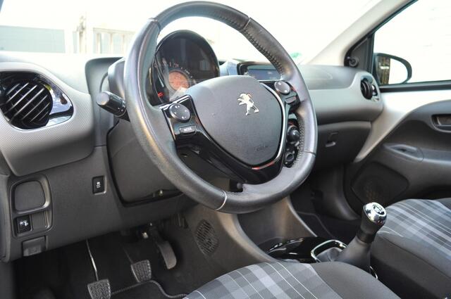 Peugeot 108 1.0 e-VTi Collection Cabrio