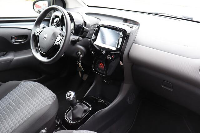 Peugeot 108 1.0 e-VTi Allure Nederlandse auto/Achteruitrijcamera/Climate control/Bluetooth/Licht metaal