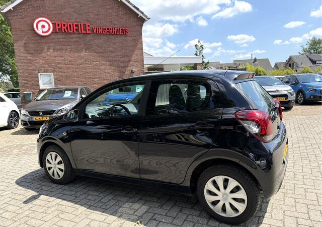 Peugeot 108 1.0 e-VTi Active * Zwart * Airco * BleuTooth * 5-Deurs * Benzine * 24 Euro wegenbelasting per maand * Vingerhoets; Vierde Generatie Eersteklas Service. Al meer dan 100 jaar een begrip in de Brabantse Kempen