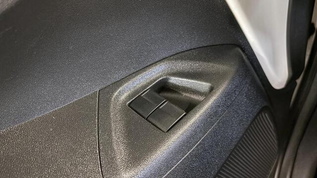 Peugeot 108 1.0 e-VTi Allure | Navi | Clima | Camera
