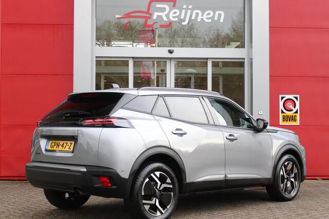 Peugeot 2008 1.2 100PK ALLURE NAVIGATIE | APPLE CARPLAY/ANDROID AUTO | DAB RADIO | LED | PARKEERSENSOREN | ACHTERUIRIJCAMERA | DODEHOEKDETECTIE | CAMERA VOOR | ADAPTIVE CRUISECONTROL | 3D-COCKPIT | ZWARTE DAKRAILS | 17" LICHTMETAAL |