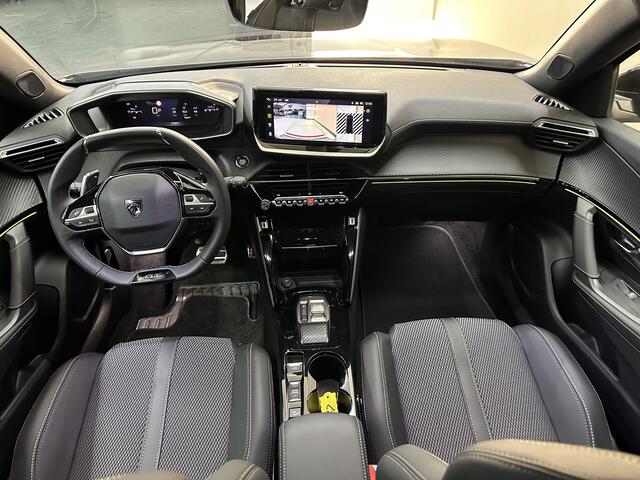 Peugeot 2008 1.2 PureTech 130 GT, 130Pk, 2024, 1ste eigenaar, BTW auto, Carplay, Rondom zicht camera, 4 seizoenen banden, Getinte ruiten, Navigatie, Adaptieve cruise control,