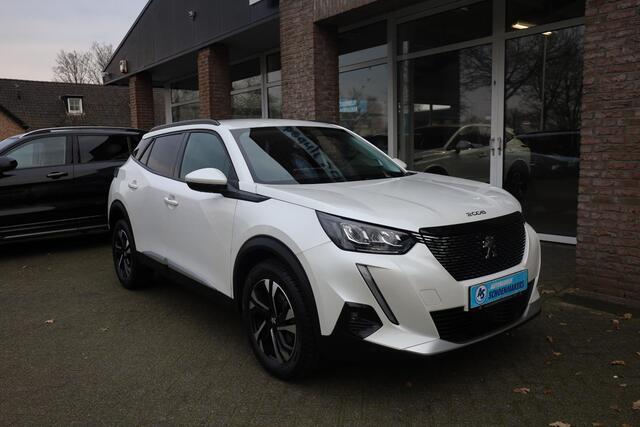 Peugeot 2008 1.2 PureTech Allure Pack CAMERA 3D/i-COCKPIT CARPLAY CRUISE DAB NAVI 2xPDC DEALER-ONDERHOUDEN HALFLEER CLIMA 17"LMV