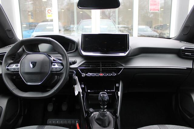 Peugeot 2008 1.2 100PK ALLURE | NAVIGATIE | DRAADLOZE APPLE CARPLAY/ANDROID AUTO | ACHTERUITRIJ CAMERA | CRUISE CONTROL | CLIMATE CONTROL | LED KOPLAMPEN | PARKEERSENSOREN VOOR EN ACHTER |